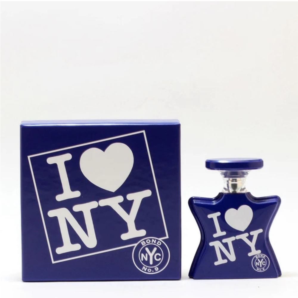 I Love New York for Holidays by Bond No 9 is a Floral Fruity Gourmand fragrance